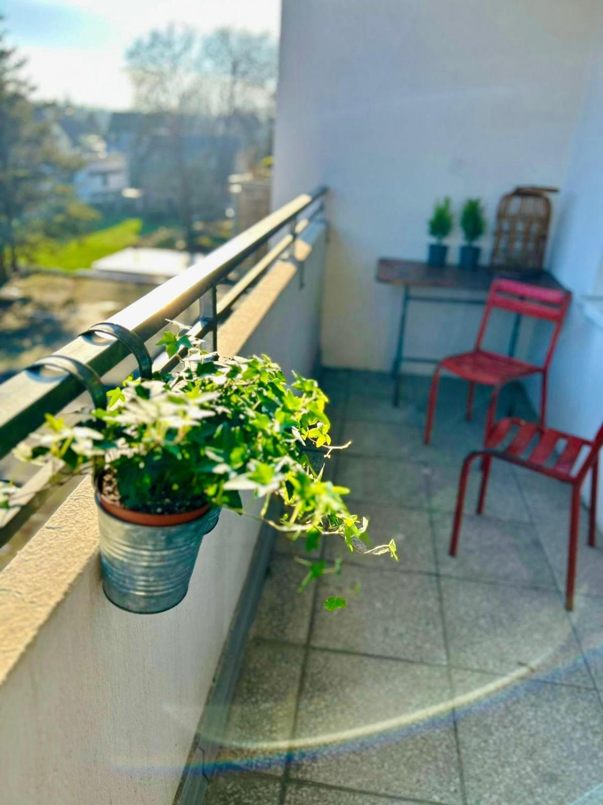Feelslikehome - Wunderschoene Und Zentrale Wohnung Mit Balkon&Parkplatz Bochum Eksteriør bilde